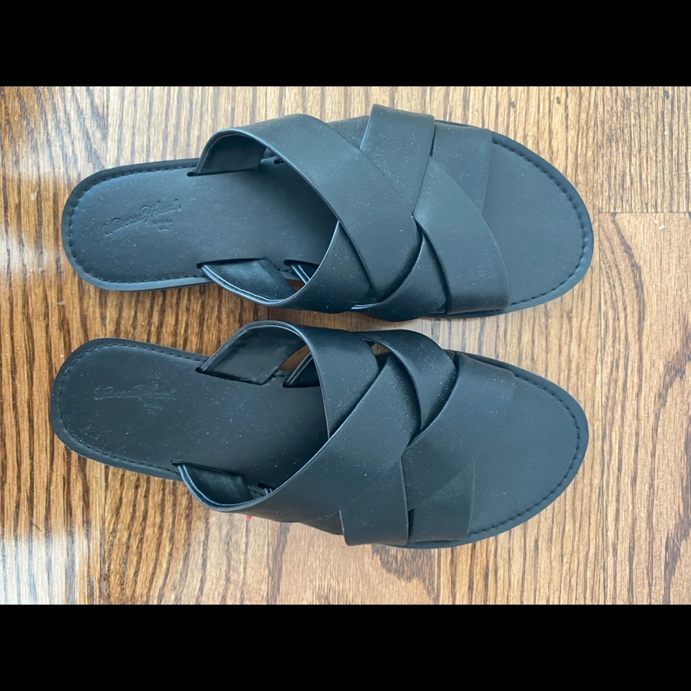 Black sandals